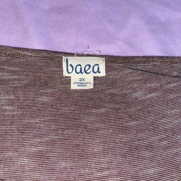 Women’s print top! - Picture 2 of 3